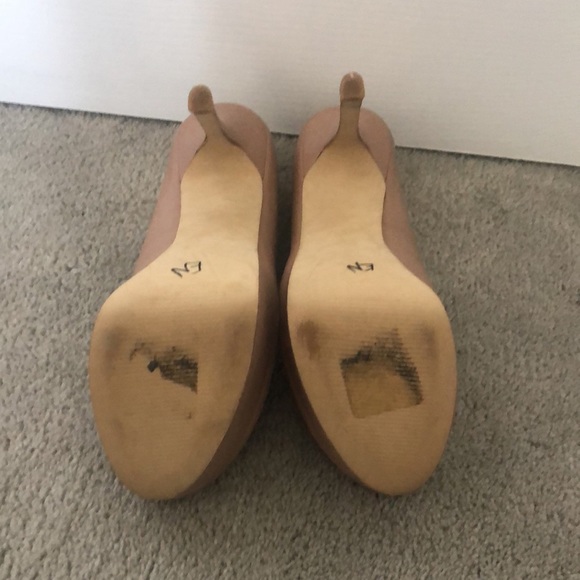 Steve Madden nude pumps - Picture 3 of 3